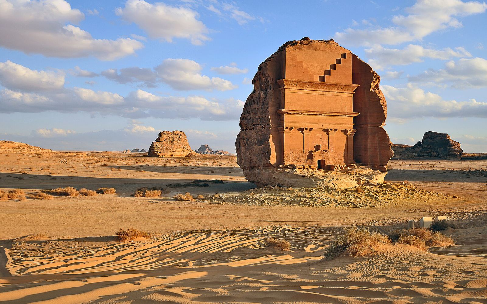 مقبرة قصر الفريد في الحِجر بالعُلا